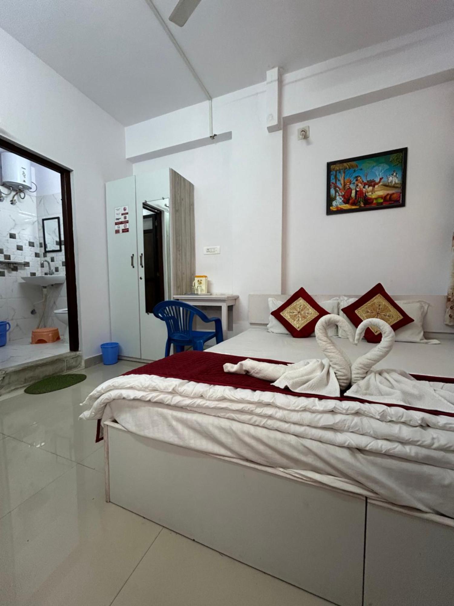 Ashish Guest House, Udaipole Hostel Udaipur